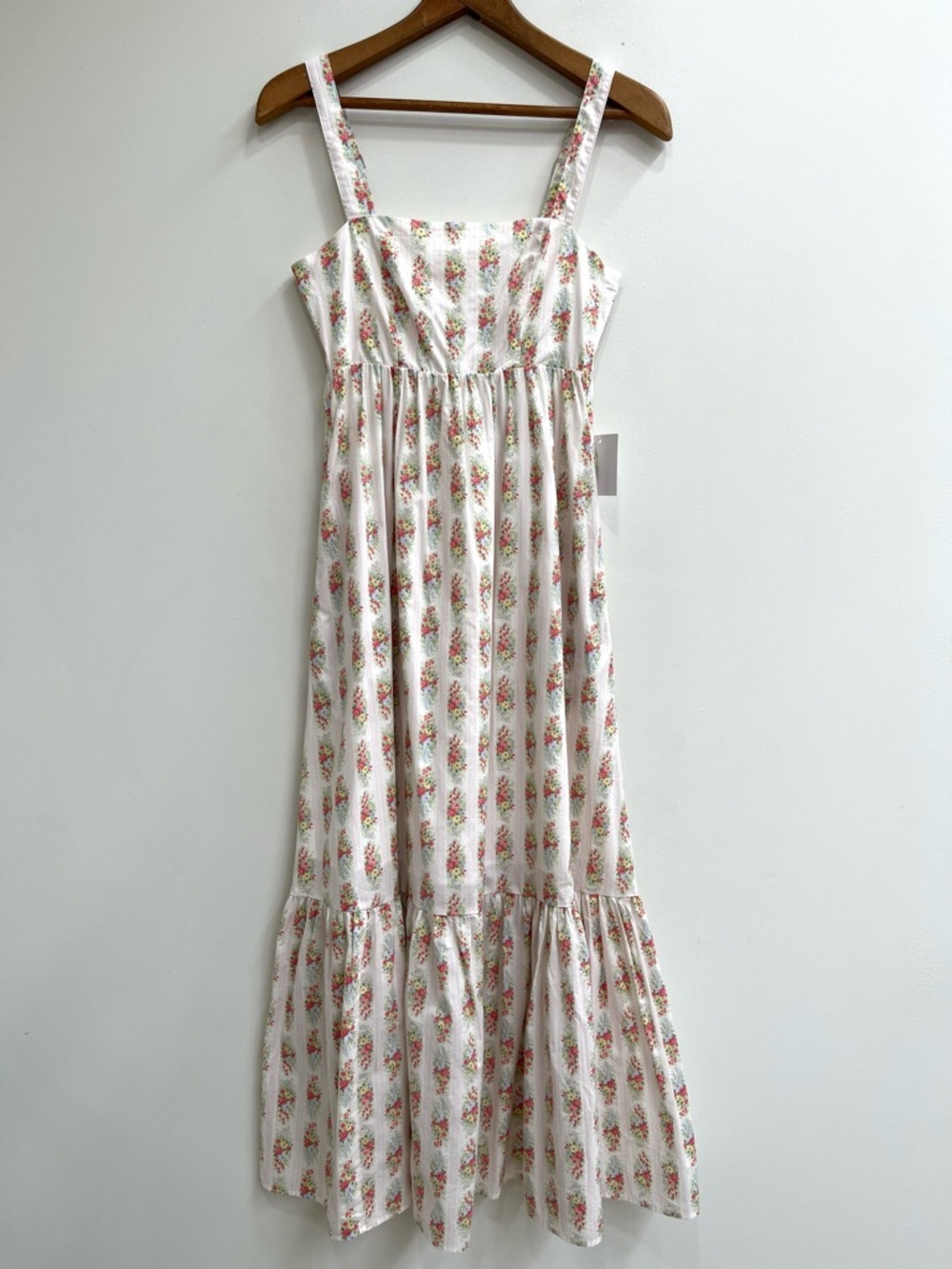 Petal & Pup Gabriela flower bouquet print maxi dress ivory pink cottagecore S - Picture 3 of 15